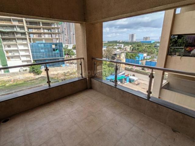 2 BHK Apartment in Kharadi for rent Pune. The reference number is 21046325
