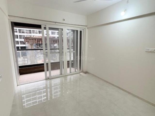 2 BHK Apartment in Kharadi for rent Pune. The reference number is 21063604