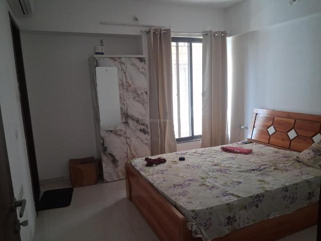 2 BHK Apartment in Kharadi for rent Pune. The reference number is 21098917