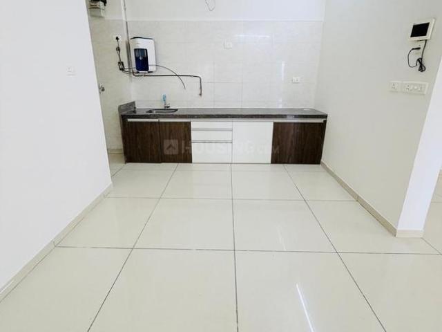 2 BHK Apartment in Kharadi for rent Pune. The reference number is 21102011