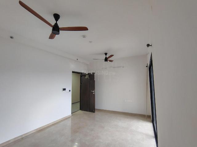 2 BHK Apartment in Kharadi for rent Pune. The reference number is 21176769