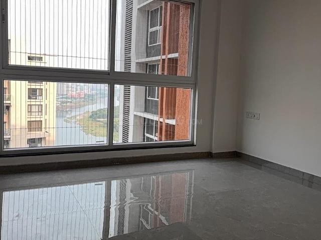 2 BHK Apartment in Kharadi for rent Pune. The reference number is 21180578