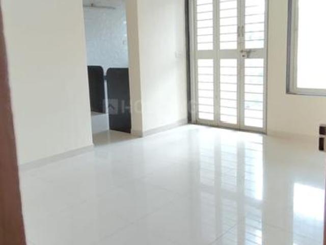 2 BHK Apartment in Kharadi for rent Pune. The reference number is 21193816