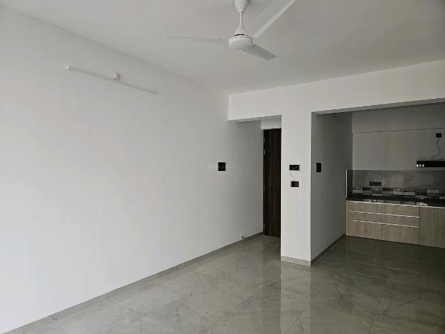 2 BHK Apartment in Kharadi for resale Pune. The reference number is 18965306