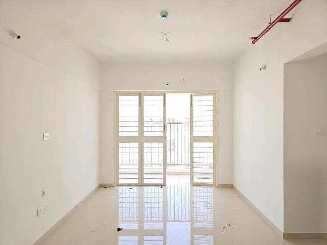2 BHK Apartment in Kharadi for resale Pune. The reference number is 18173380