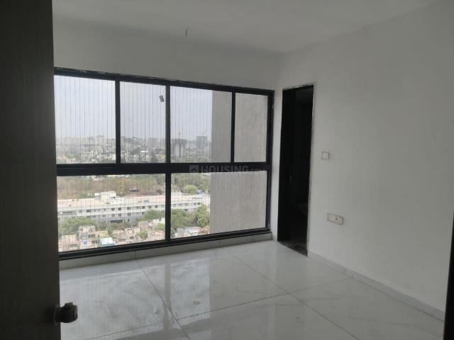 2 BHK Apartment in Kharadi for resale Pune. The reference number is 20517384