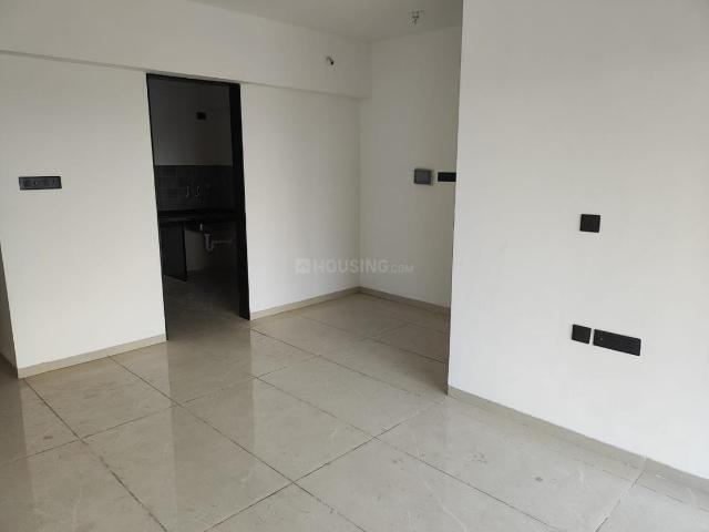 2 BHK Apartment in Kharadi for resale Pune. The reference number is 20737652