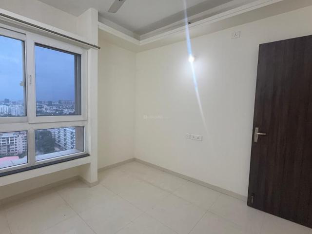 2 BHK Apartment in Kharadi for resale Pune. The reference number is 20755648