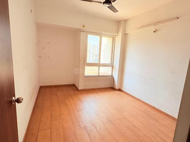 2 BHK Apartment in Kharadi for resale Pune. The reference number is 20919468