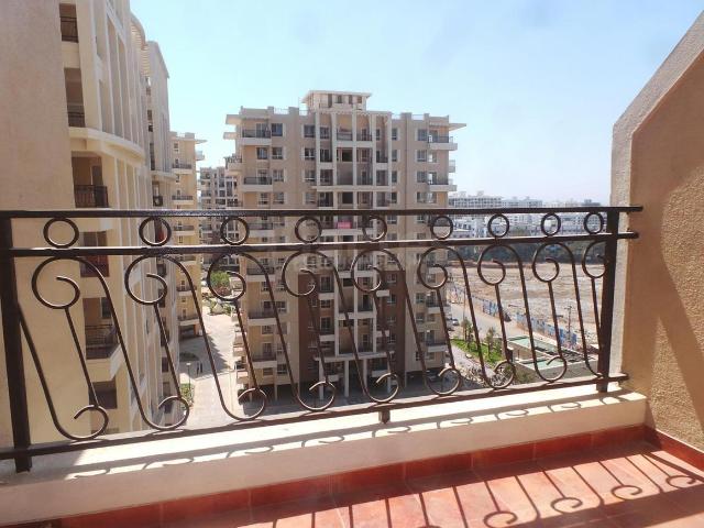 2 BHK Apartment in Kharadi for resale Pune. The reference number is 20104583