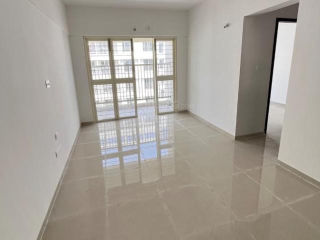 2 BHK Apartment in Kharadi for resale Pune. The reference number is 21054512