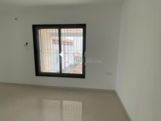 2 BHK Apartment in Kharadi for resale Pune. The reference number is 21096150