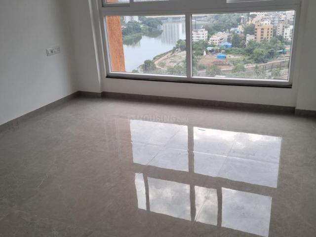 2 BHK Apartment in Kharadi for resale Pune. The reference number is 21159555