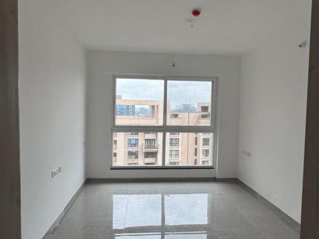 2 BHK Apartment in Kharadi for resale Pune. The reference number is 21173501