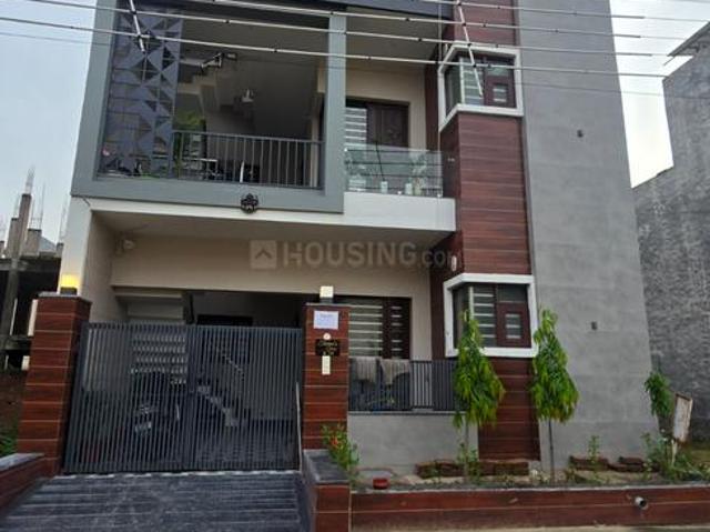 2 BHK Apartment in Kharar for rent Mohali. The reference number is 20625831