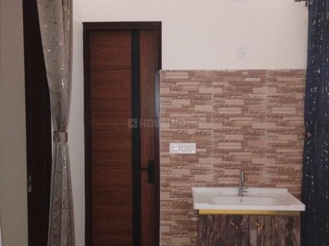 2 BHK Apartment in Kharar for rent Mohali. The reference number is 21166048