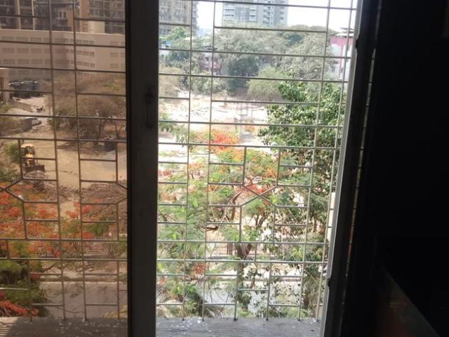 2 BHK Apartment in Kharghar for resale Navi Mumbai. The reference number is 20768270