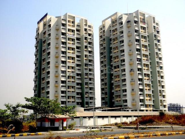 2 BHK Apartment in Kharghar for resale Navi Mumbai. The reference number is 20705624