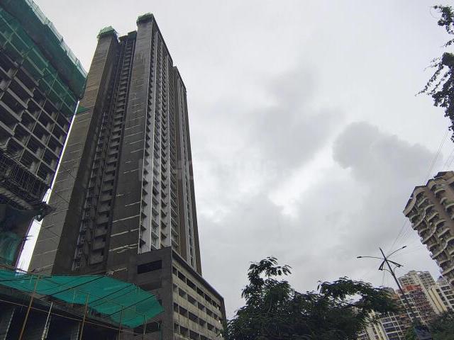 2 BHK Apartment in Kharghar for resale Navi Mumbai. The reference number is 20995044