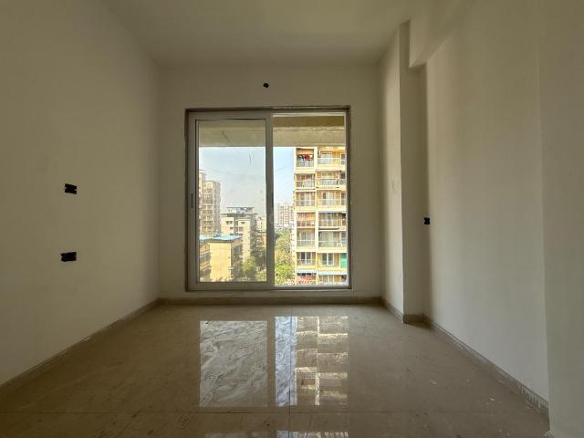 2 BHK Apartment in Kharghar for resale Navi Mumbai. The reference number is 21279042
