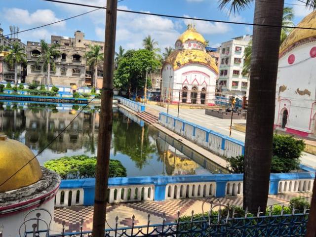 2 BHK Apartment in Khidirpur for rent Kolkata. The reference number is 17595852
