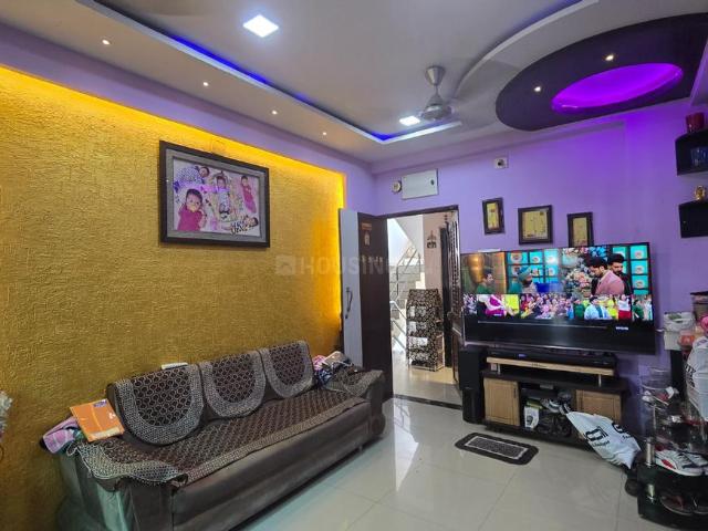 2 BHK Apartment in Khodiyar Nagar for resale Vadodara. The reference number is 20547335