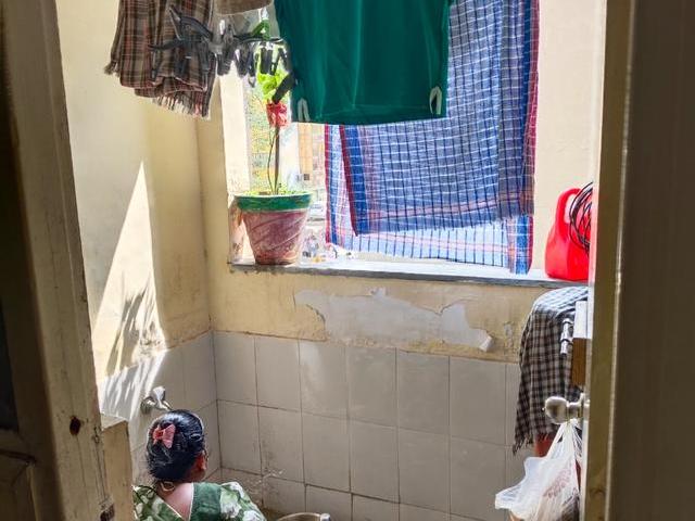 2 BHK Apartment in Khokhra for rent Ahmedabad. The reference number is 21194561