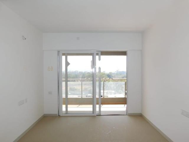 2 BHK Apartment in Kiwale for rent Pune. The reference number is 20644140