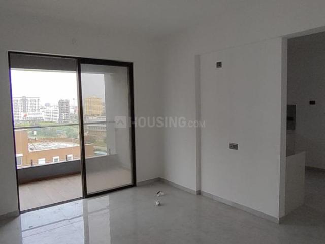 2 BHK Apartment in Kiwale for rent Pune. The reference number is 20938564