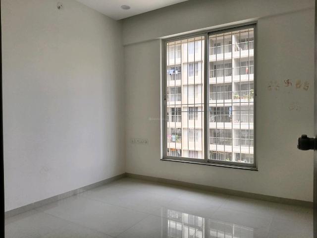 2 BHK Apartment in Kiwale for rent Pune. The reference number is 20194581