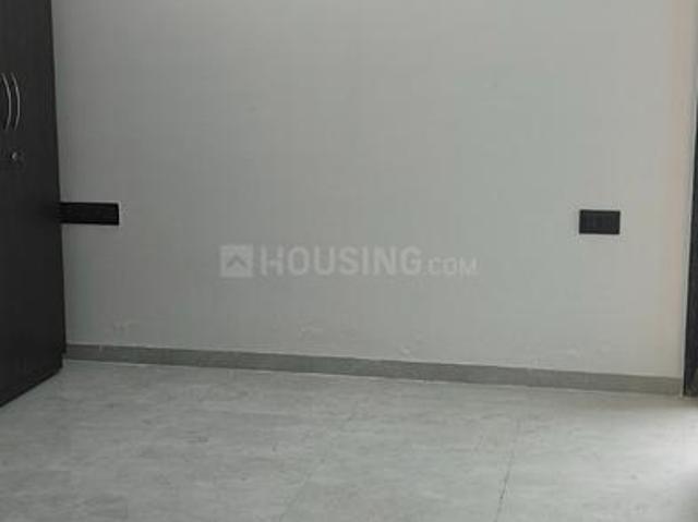 2 BHK Apartment in Kiwale for rent Pune. The reference number is 21015999
