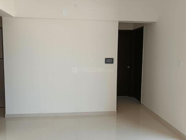 2 BHK Apartment in Kiwale for rent Pune. The reference number is 21348604