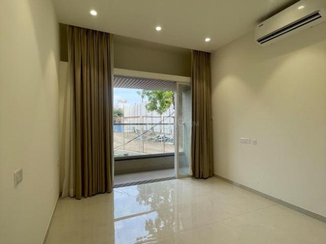 2 BHK Apartment in Kiwale for resale Pune. The reference number is 21098206