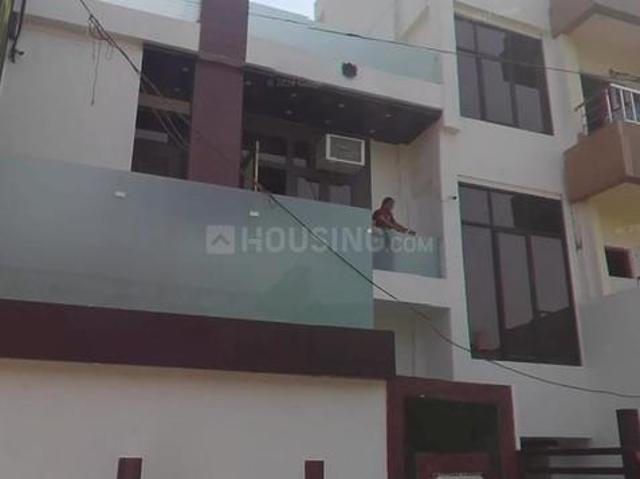 2 BHK Apartment in Kidwai Nagar for rent Kanpur. The reference number is 20375883