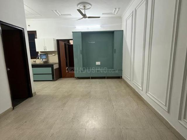2 BHK Apartment in Kishanpura for resale Zirakpur. The reference number is 20743267