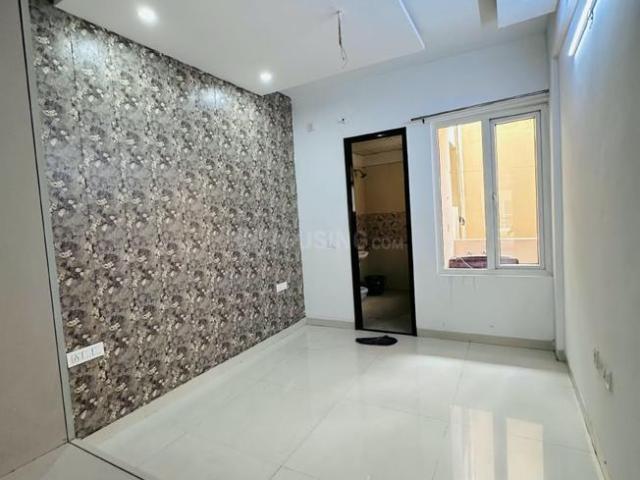 2 BHK Apartment in Kishanpura for resale Zirakpur. The reference number is 21205725
