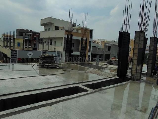 2 BHK Apartment in Kismatpur for resale Hyderabad. The reference number is 15740030