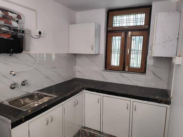 2 BHK Apartment in Krishna Nagar for rent Lucknow. The reference number is 20549623