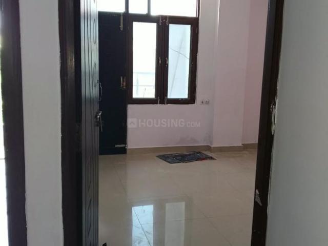 2 BHK Apartment in Krishna Nagar for rent Lucknow. The reference number is 21139081