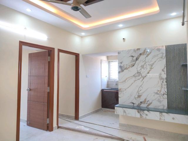 2 BHK Apartment in Singasandra for rent Bengaluru. The reference number is 20551984