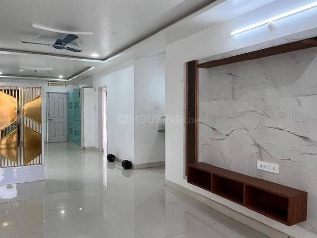 2 BHK Apartment in Kukatpally for rent Hyderabad. The reference number is 21208143