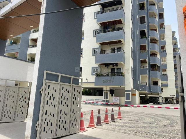 2 BHK Apartment in Kukatpally for rent Hyderabad. The reference number is 21297219