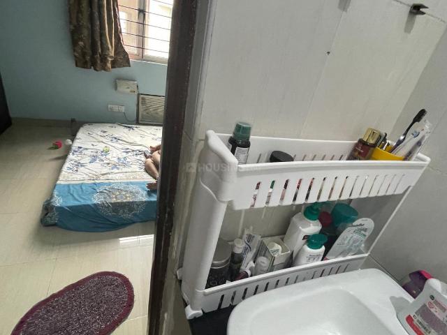2 BHK Apartment in Kukatpally for rent Hyderabad. The reference number is 21305733