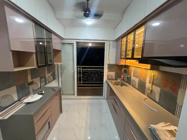 2 BHK Apartment in Kurla East for rent Mumbai. The reference number is 18749752