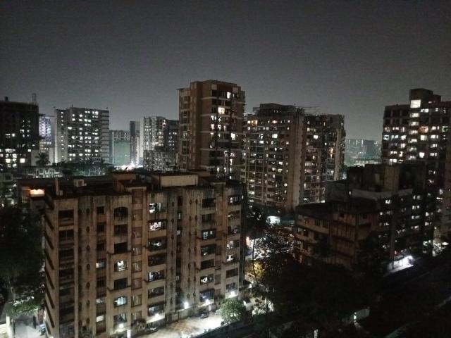 2 BHK Apartment in Kurla East for resale Mumbai. The reference number is 19470886