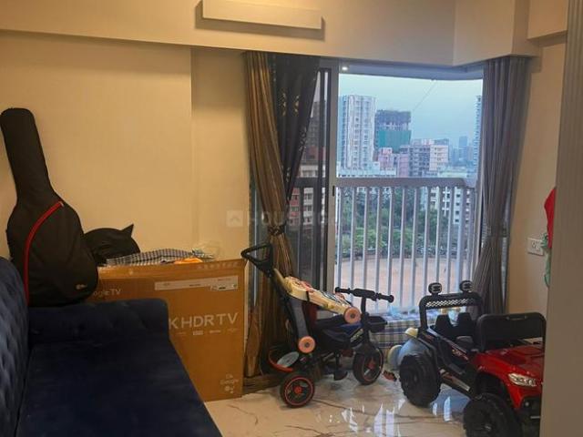 2 BHK Apartment in Kurla East for resale Mumbai. The reference number is 20176803