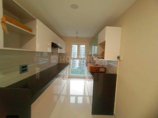 2 BHK Apartment in Kurla East for resale Mumbai. The reference number is 20310648