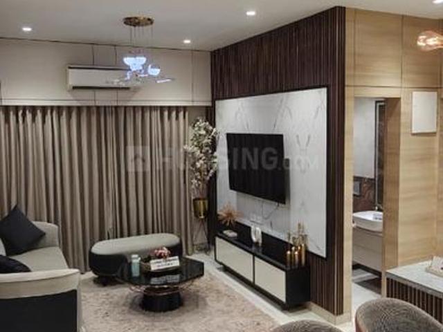 2 BHK Apartment in Kurla East for resale Mumbai. The reference number is 20712435