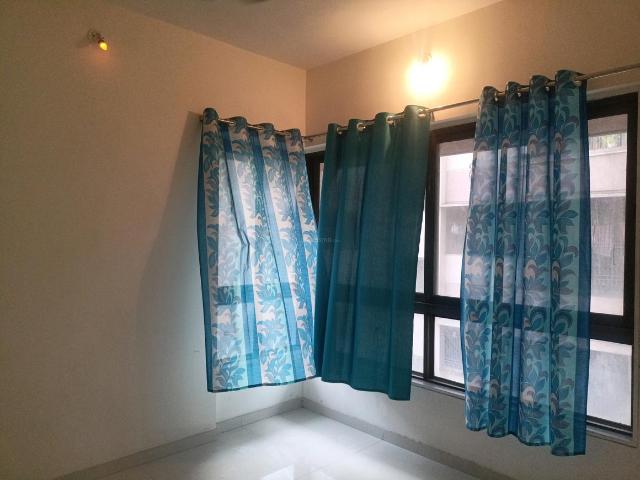 2 BHK Apartment in Kurla West for rent Mumbai. The reference number is 21037757