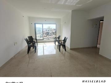 2 BHK Apartment in Kurla West for resale Mumbai. The reference number is 19938288